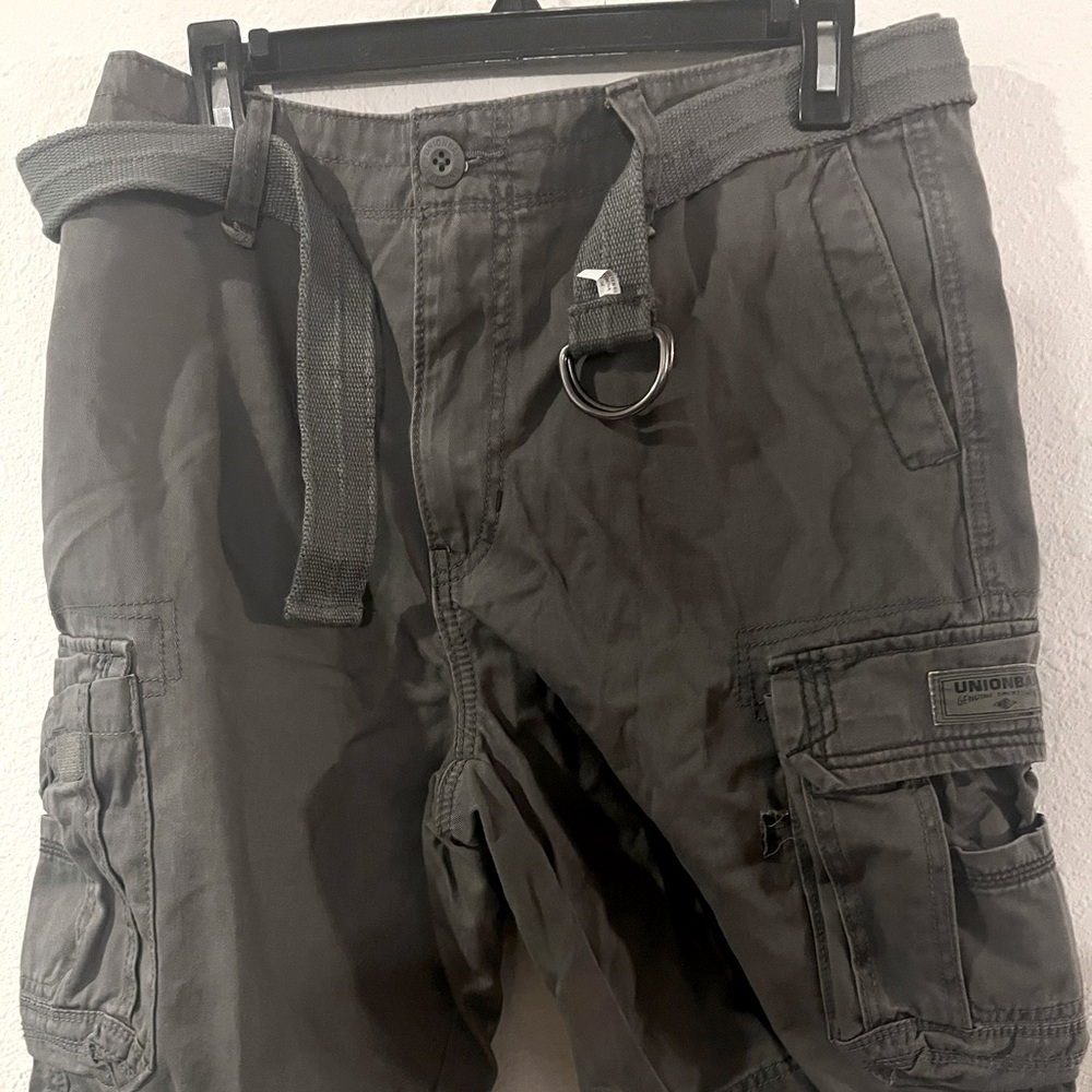 gently used men’s shorts camo green